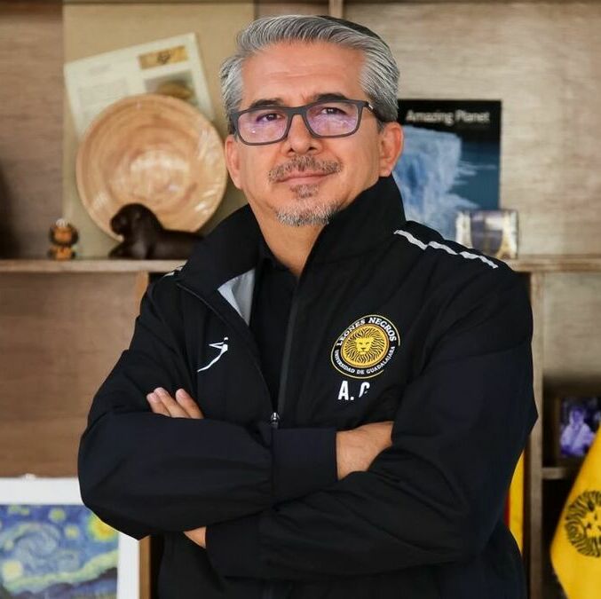 Alberto Castellanos, presidente de Leones Negros, habló del tema del regreso del ascenso y descenso. (Foto: Farid Santos)