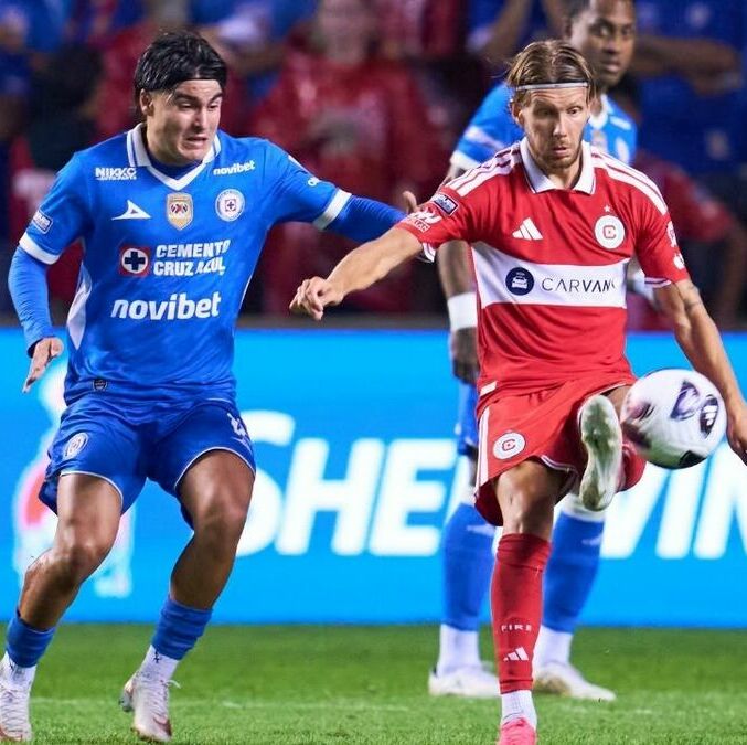 Cruz Azul perdió ante Chicago Fire (Mexsport)