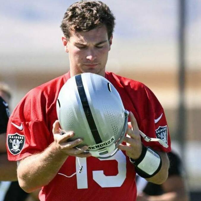 Fernando Mendoza comanda la esperanza de la afición de los Raiders (Reuters)