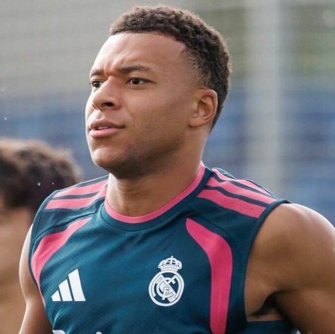 Kylian Mbappé ya entrena con el Real Madrid (Instagram)