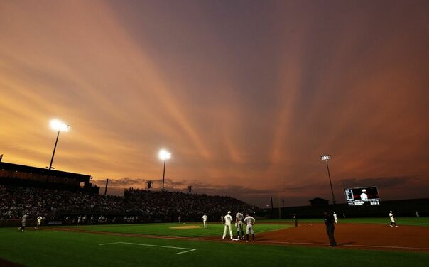 Yankees y White Sox hicieron la primera edición del juego en Field Of Dreams un éxito. (MLB)