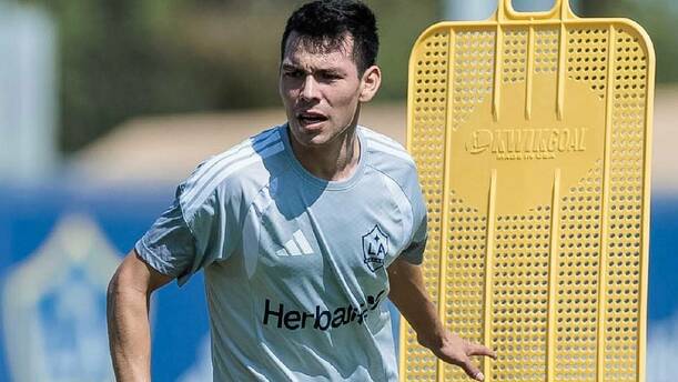 Chucky Lozano, durante su primer entrenamiento con el LA Galaxy. FOTO: @LAGalaxy