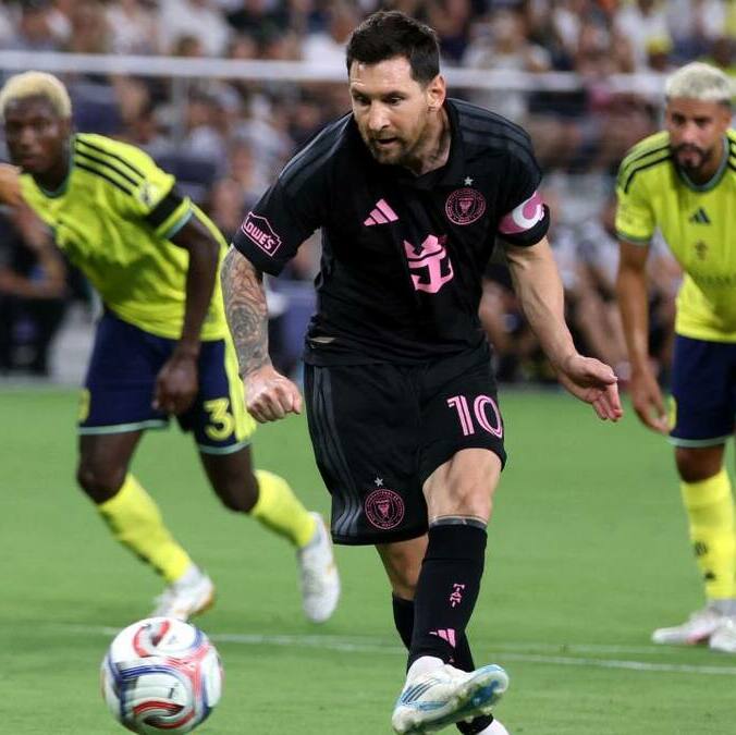 No fue la noche de Lionel Messi (Reuters)