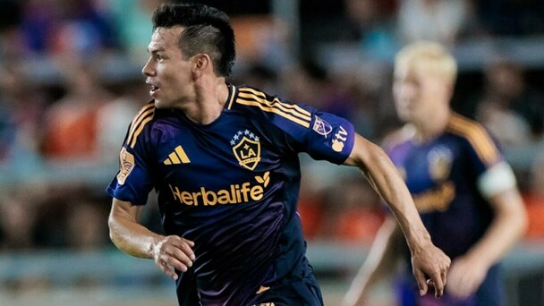 Chucky Lozano debutó con el Galaxy (@LAGalaxy)
