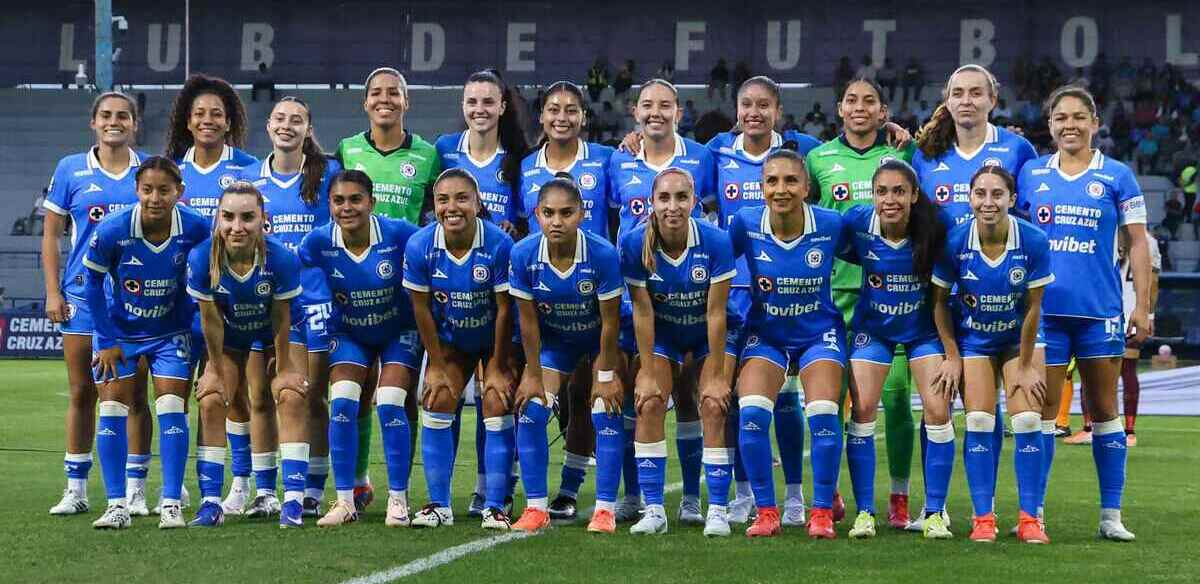 Cruz Azul Femenil ante Atlante (Imago7)