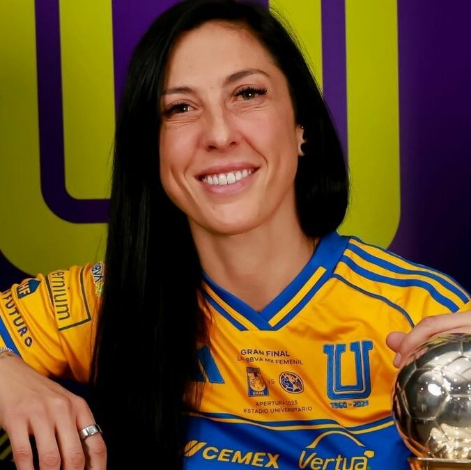 Jennifer Hermoso se va de Tigres (@TigresFemenil)