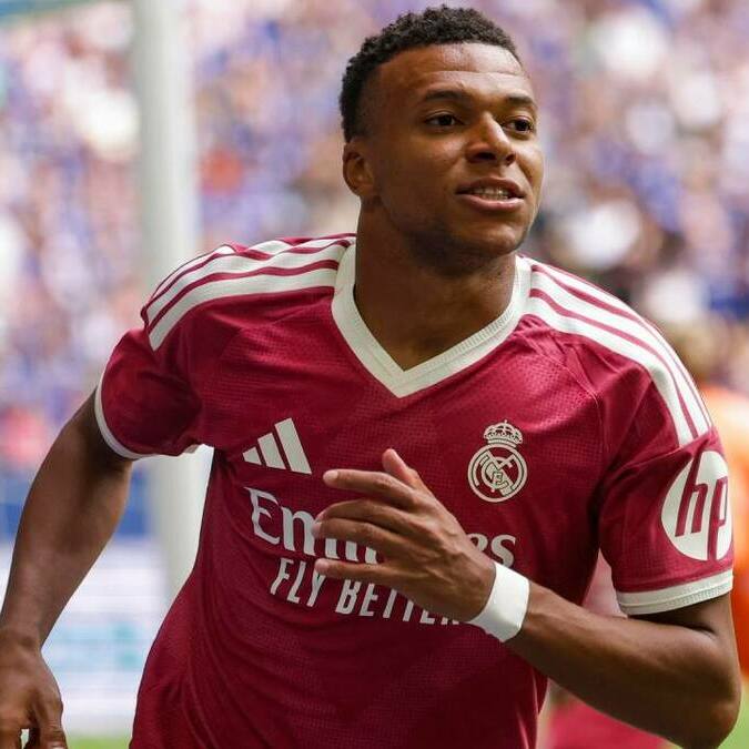 Mbappé se hizo presente en el marcador (EFE)