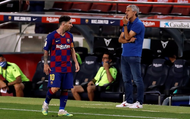 Messi y Setién. (EFE)
