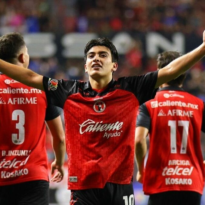 Morita sigue brillando le marcó un golazo a Cruz Azul (Fotografía: Imago 7)