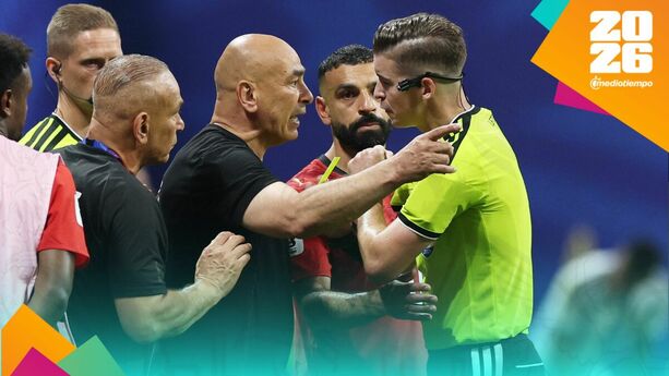 Hossam Hassan se fue en contra del arbitraje. (Foto: Reuters)