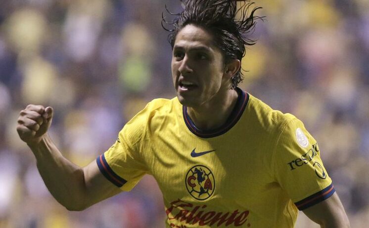 Alan Cervantes festeja el gol del triunfo de las Águilas (Imago7)
