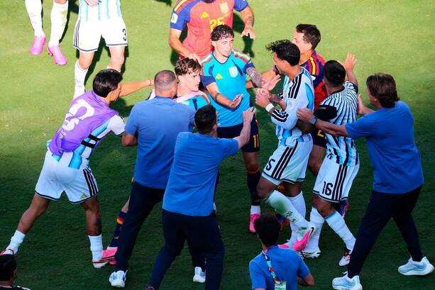 La AFA recibió una sanción económica por la pelea / Mexsport