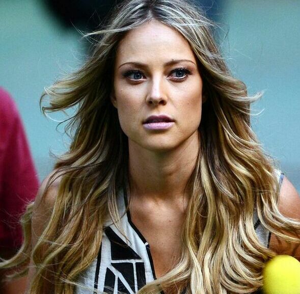 Vanessa Huppenkothen denunció a quienes iban en la camioneta roja. (Foto: Mexsport/ @SSC_CDMX)