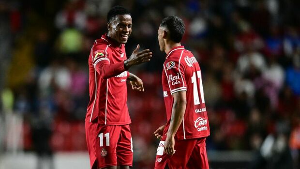 Helinho marcó el primer gol del Toluca ante el Querétaro (Fotografía: Mexsport)