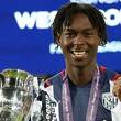 Quevin Castro, jugador de 25 años, falleció durante un entrenamiento / X: West Bromwich