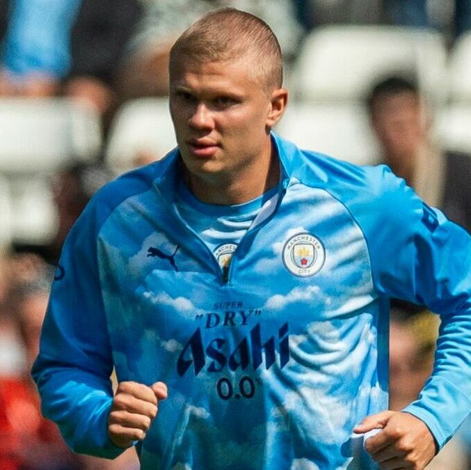 Erling Haaland mostró su cambio de look en redes sociales previo al primer encuentro del Manchester City| Foto: EFE