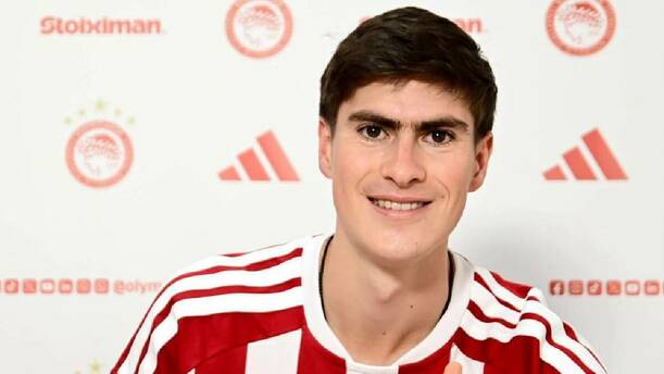 Armando González es nuevo jugador de Olympiacos / X: Olympiacos