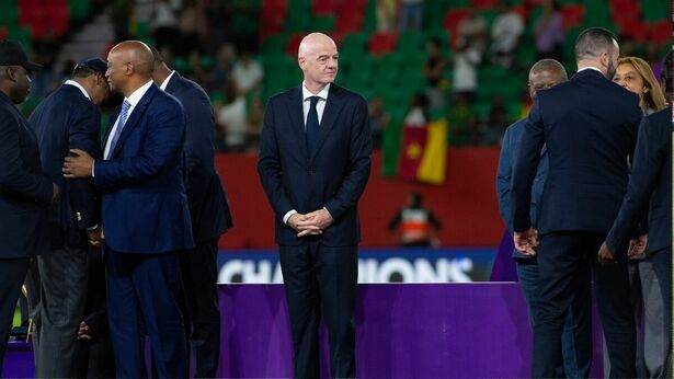 Gianni Infantino ha recibido duras críticas tras su 'fallido' plan de comercialización de los Mundiales (Fotografía: EFE)