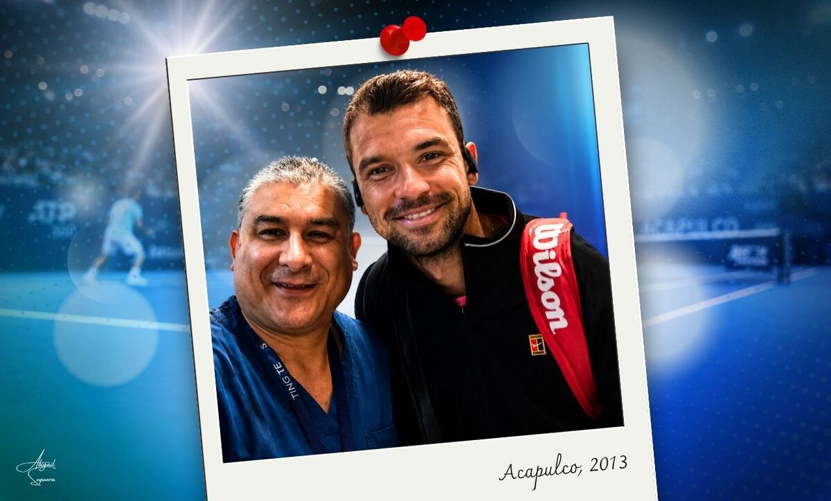 El médico junto a Dimitrov, a quien le salvó la vida. (Foto: Especial)