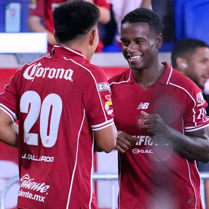 Helinho puso el tanto de la victoria (Mexsport)