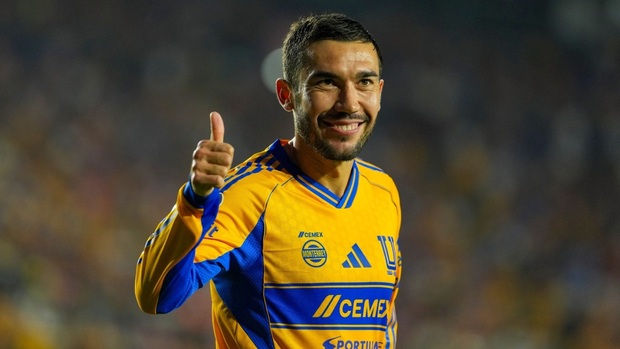 Juan Pablo Vigón renueva por un año con Tigres (Imago7)