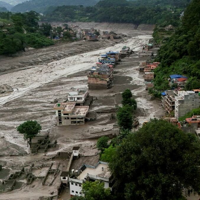 Nepal sufre riada: conoce qué es este fenómeno y qué países pueden ser más vulnerables a sufrirlo. (Reuters).