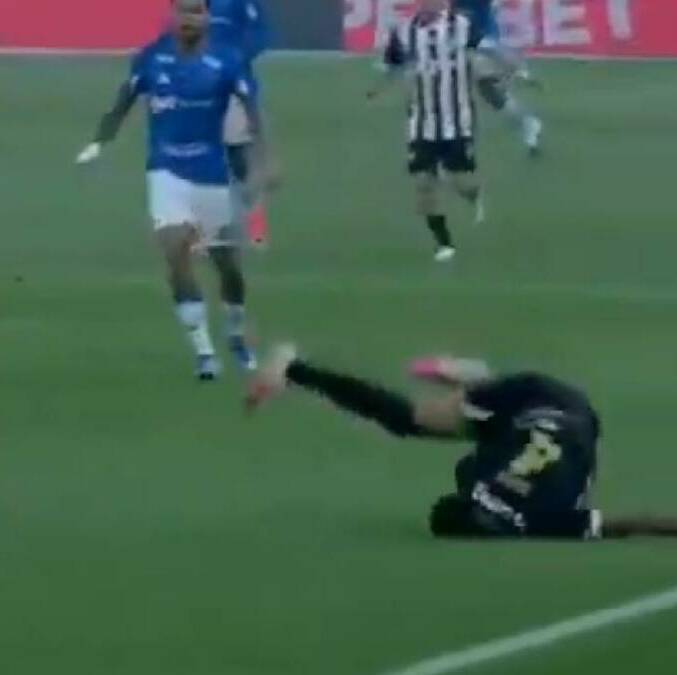 Ruan Trissoldi sufrió fuerte caída de cabeza / Captura