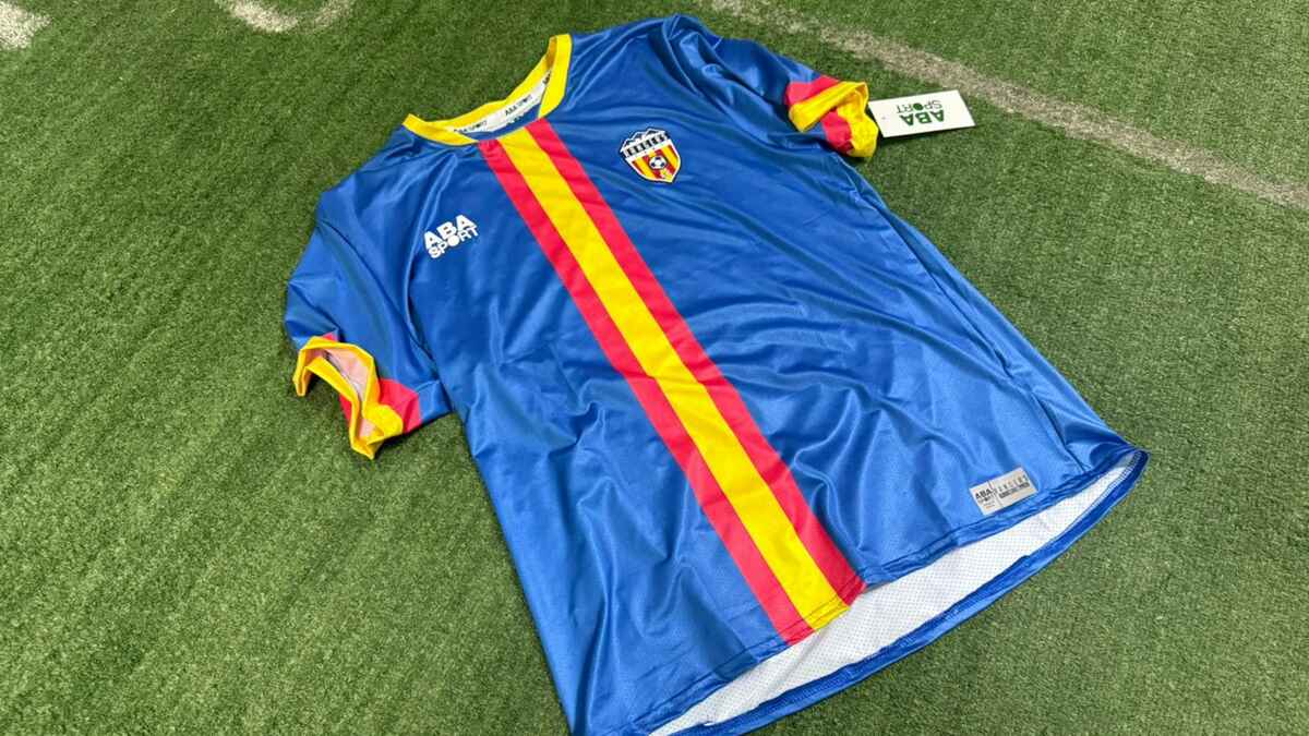 el-rangers-fc-de-marco-fabi-n-y-aba-sports-presentan-nuevo-jersey