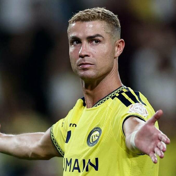 Cristiano Ronaldo colaboró con un gol en la victoria del Al Nassr ante Al-Taawon. FOTO: Reuters
