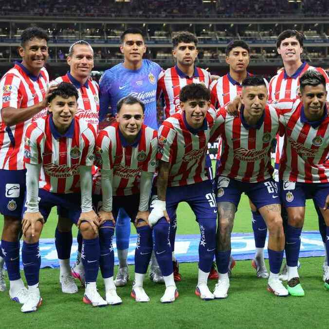 Titulares de Chivas ante Tijuana (Imago7)