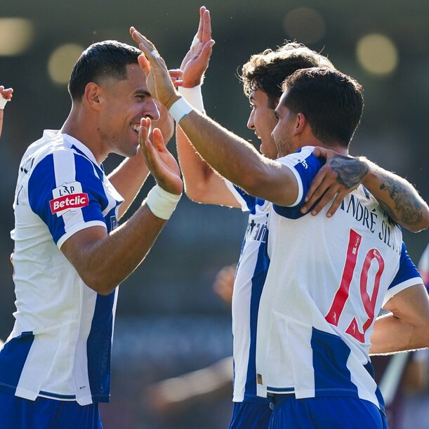 Los Dragones mantienen el paso perfecto en la temporadas / X: Porto