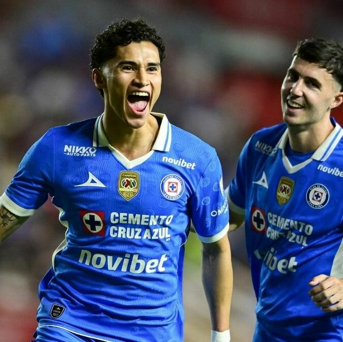 Jeremy Márquez celebra su gol ante Necaxa (Mexsport)