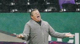 El Piojo Herrera se quejó del arbitraje en el partido ante León (Fotografía: Imago 7)