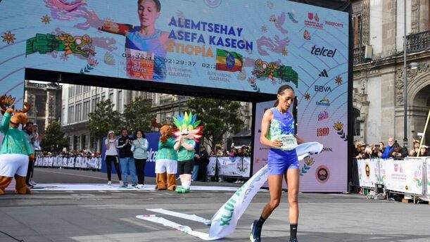Alemtsehay Asefa ganó el Maratón CDMX 2026 (Indeporte CDMX)