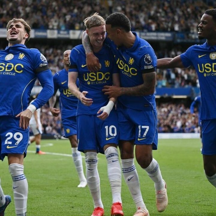 Chelsea ganó de local ante el Brighton en el debut del Dibu Martínez | Foto: EFE