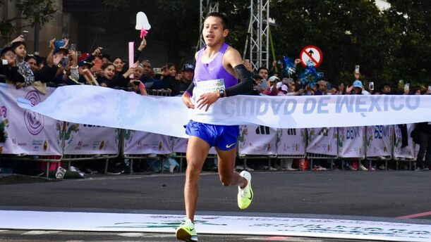 Cristhian Pacheco, ganador del Maratón de la CDMX 2026 (Especial)