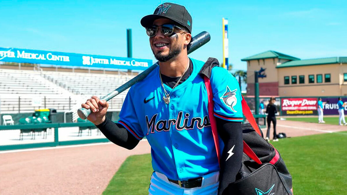 Jared Serna fue firmado por Yankees antes de ser enviado a Marlins. (Foto: IG/jaredserna9)