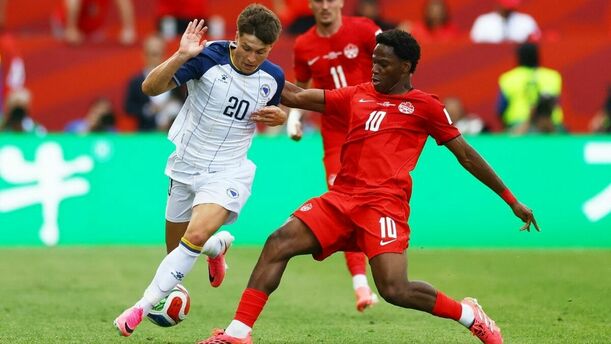 Jonathan David fue pieza clave en el juego ante Bosnia-Herzegovina. (Reuters)