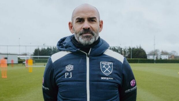 Paco Jémez, auxiliar técnico en el West Ham (West Ham)
