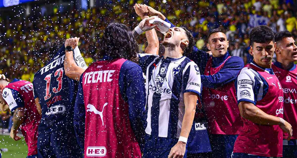 Lucas Ocampos anotó el gol que mandó a los penales (Mexsport)
