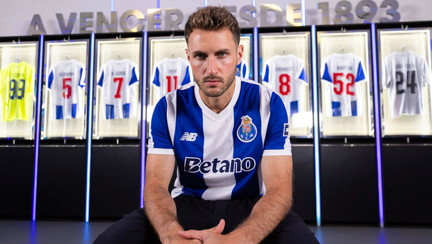 Santiago Gimenez ahora jugará en el Porto. (Foto: FC Porto)