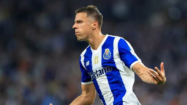 Jan Bednarek del Porto (EFE)