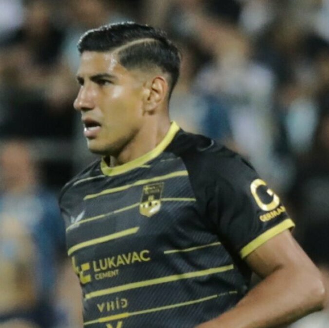 Armando León (@nkosijek)