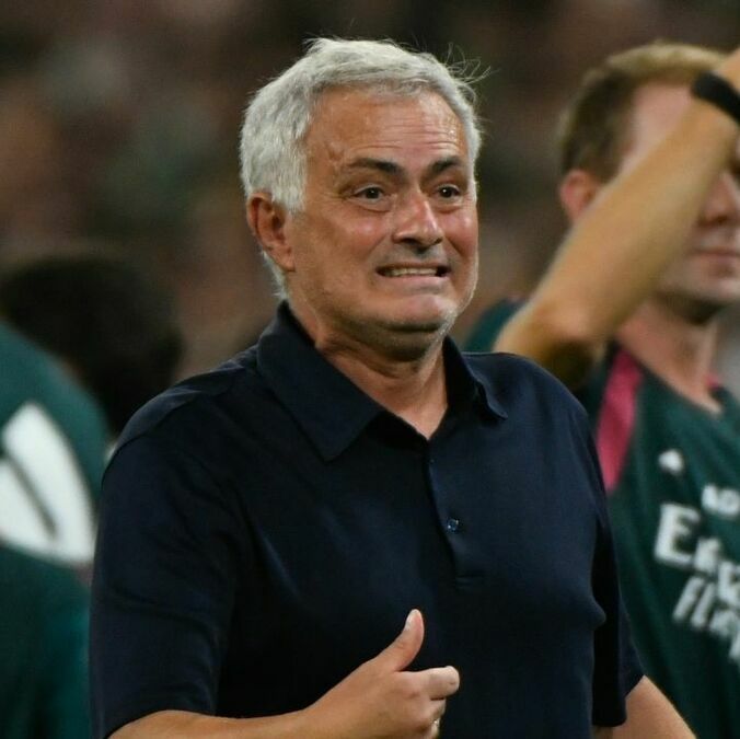 José Mourinho reaccionó tras la derrota del Real Madrid (Fotografía: EFE)