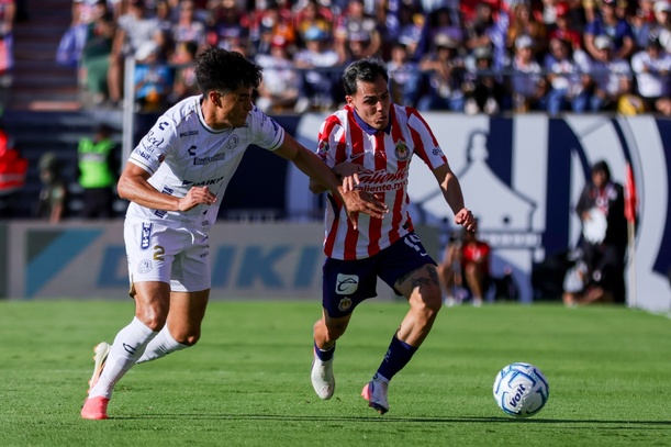Hugo Camberos, en el juego ante Atlético San Luis (Mexsport)