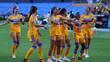 Jugadoras de Tigres celebran uno de los tres goles anotados frenta a Santos en el Universitario. FOTO: Imago7