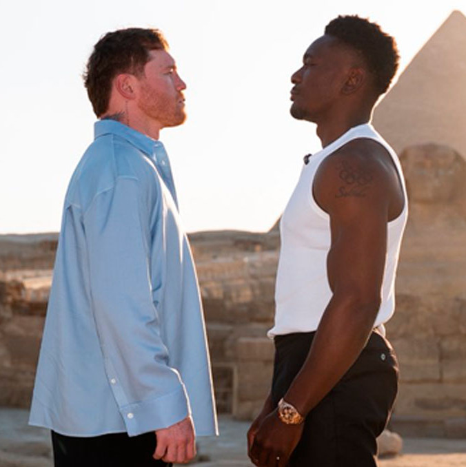 Canelo y Mbilli tuvieron su primer careo en Egipto. (Foto: X @Canelo)