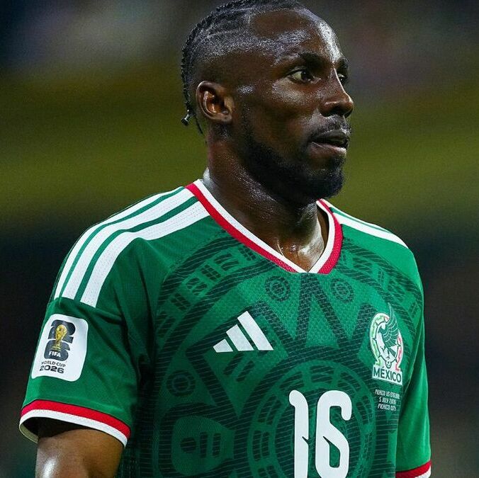 El colombiano naturalizado mexicano está muy lejos de regresar a Liga MX. (Foto: Mexsport)