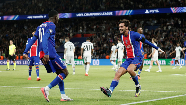 Ferran Torres y Dembélé, de lo mejor del PSG. (Foto: Reuters)