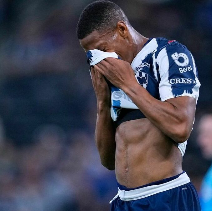 Martial no pudo triunfar en Monterrey. (Foto: Mexsport)